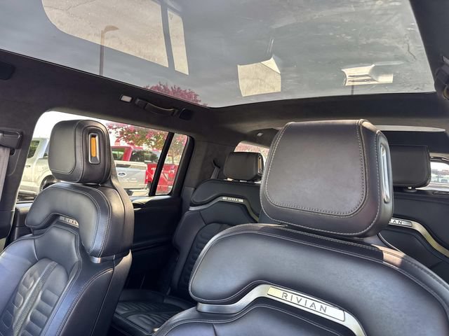Used 2023 Rivian R1S Adventure AWD/4WD image 22