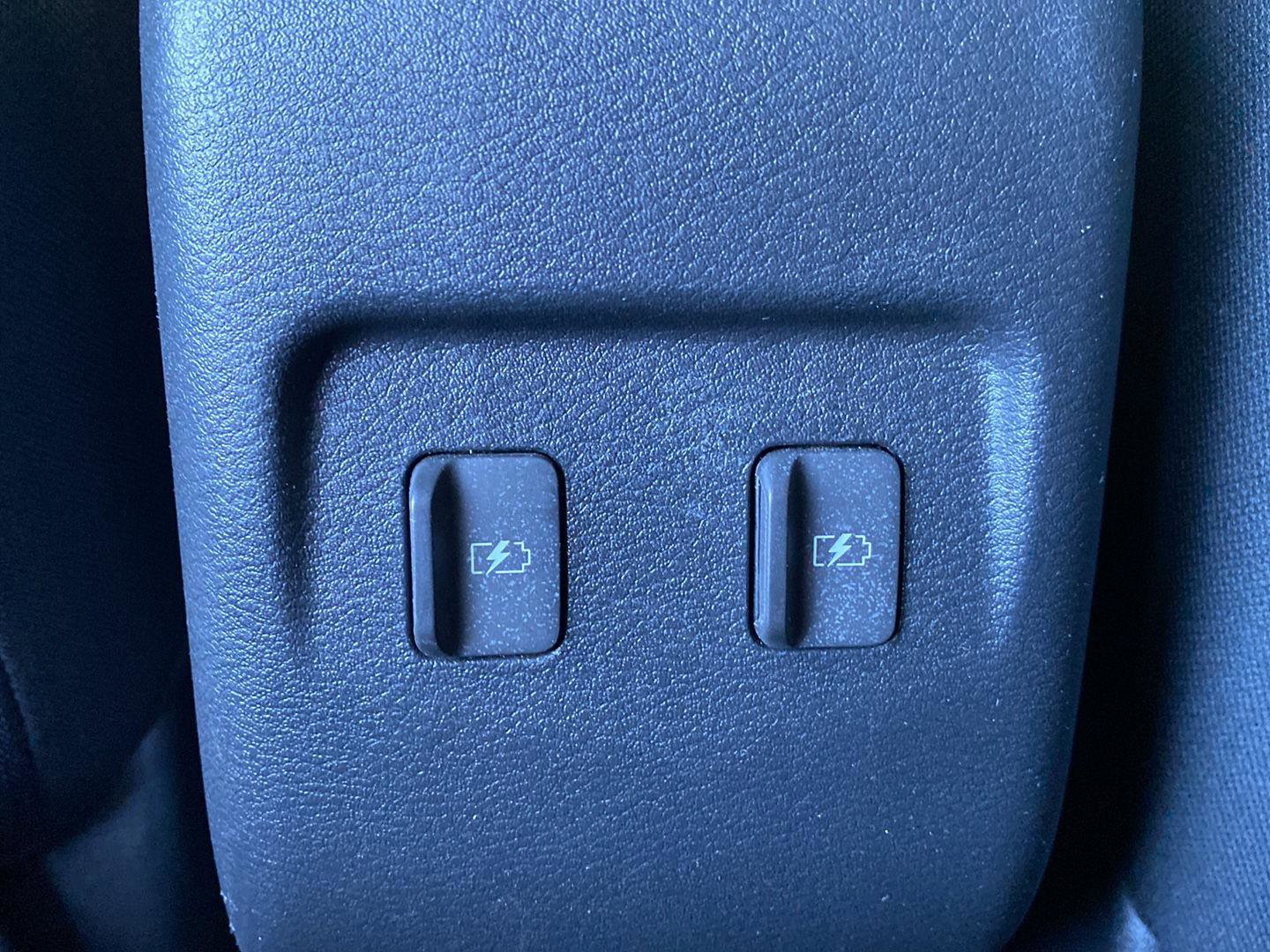 Certified 2021 Nissan Kicks SR image 21