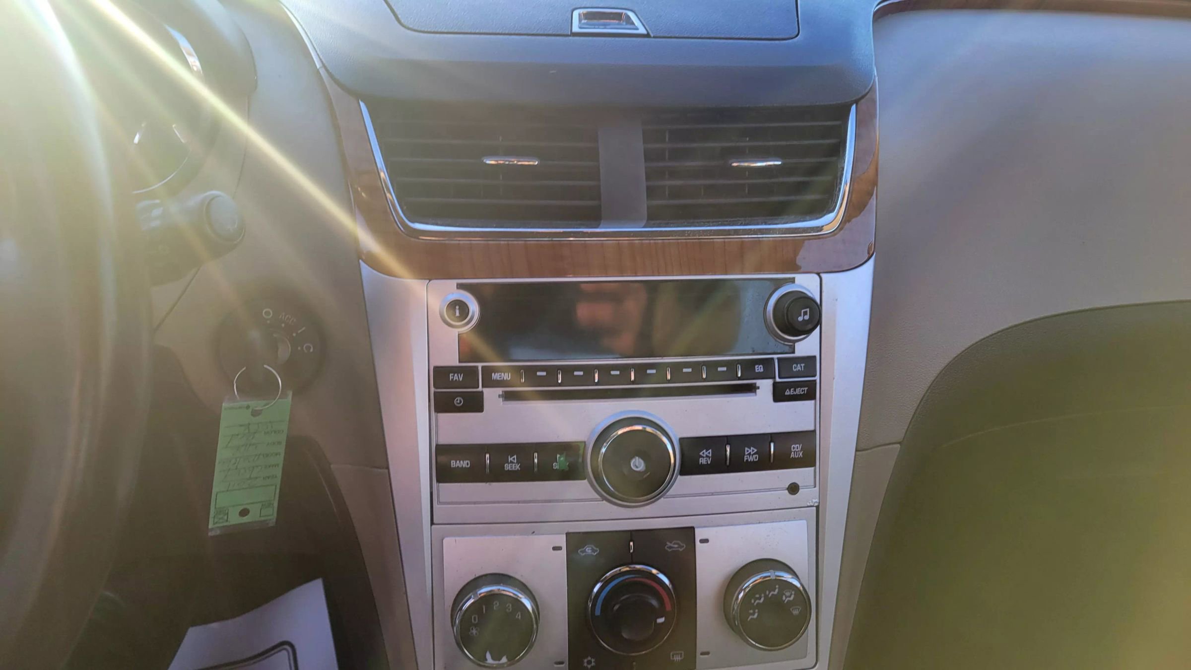 Used 2011 Chevrolet Malibu LT w/ HFV6 Engine Package image 15