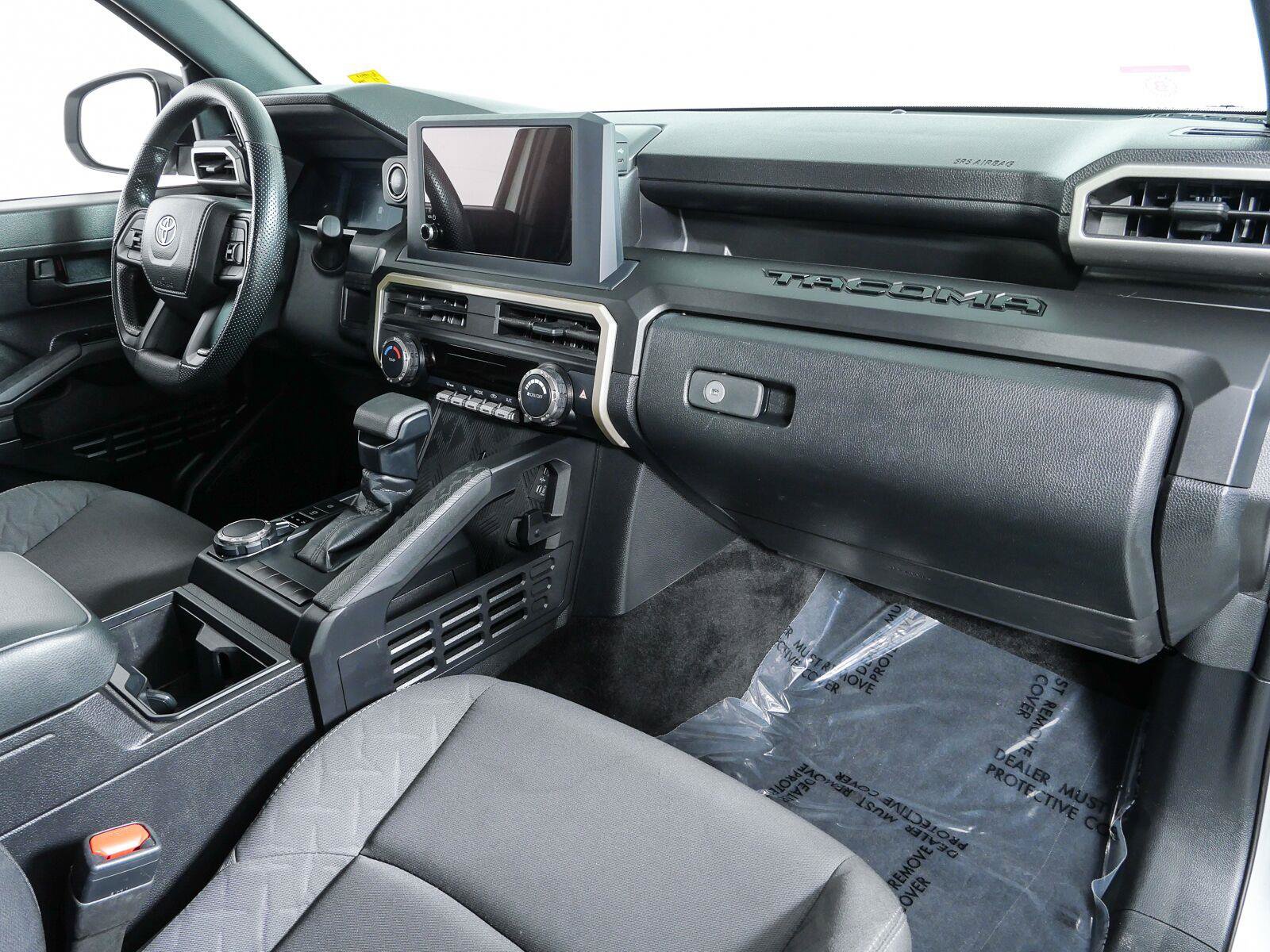 Used 2025 Toyota Tacoma SR AWD/4WD image 21