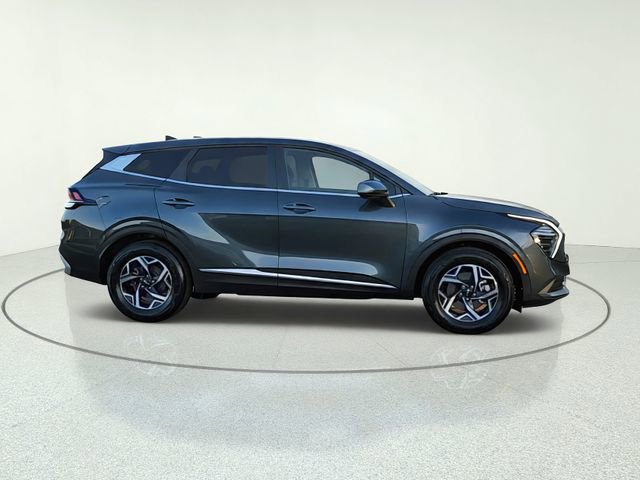Certified 2024 Kia Sportage LX FWD image 7