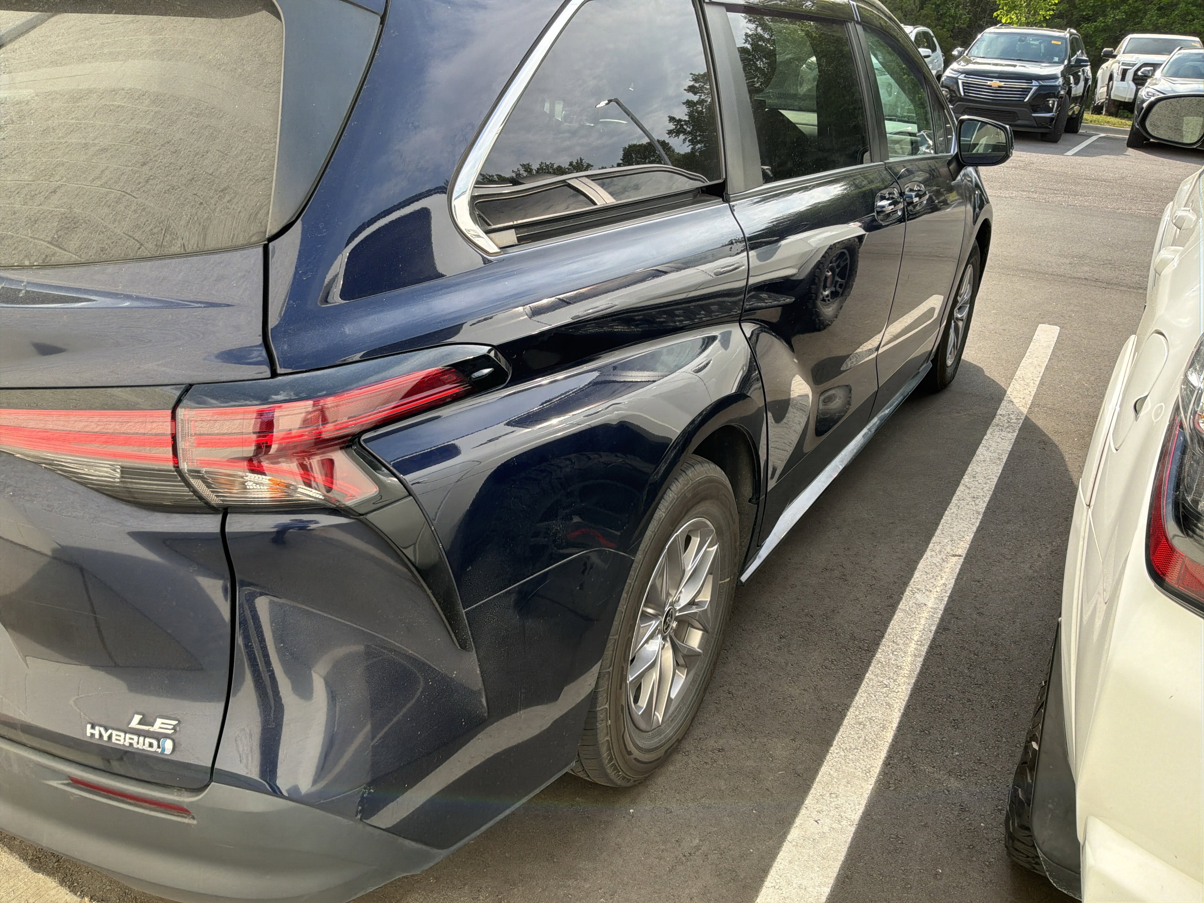Used 2022 Toyota Sienna LE FWD image 8