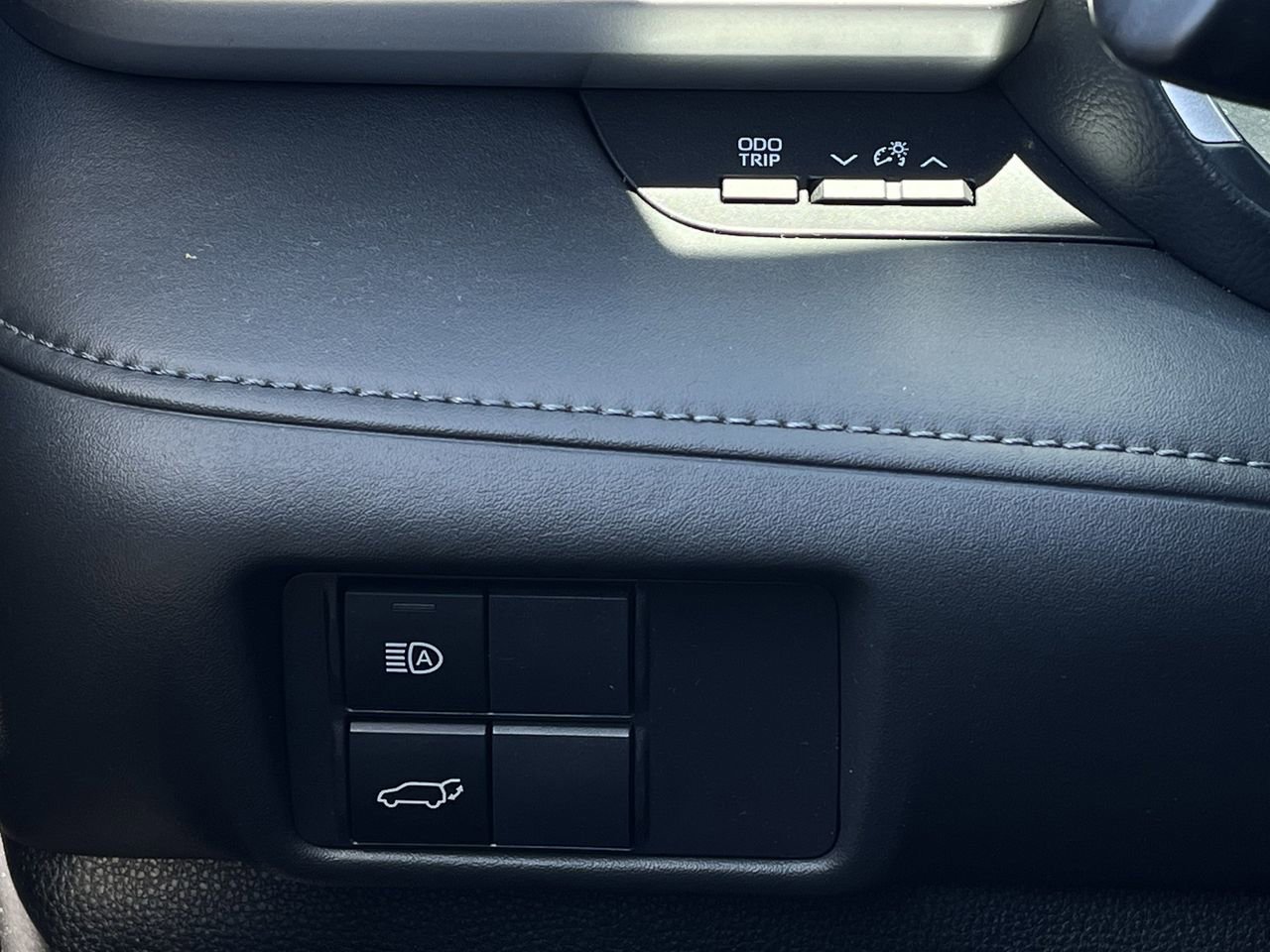 Used 2022 Toyota Highlander XLE image 19