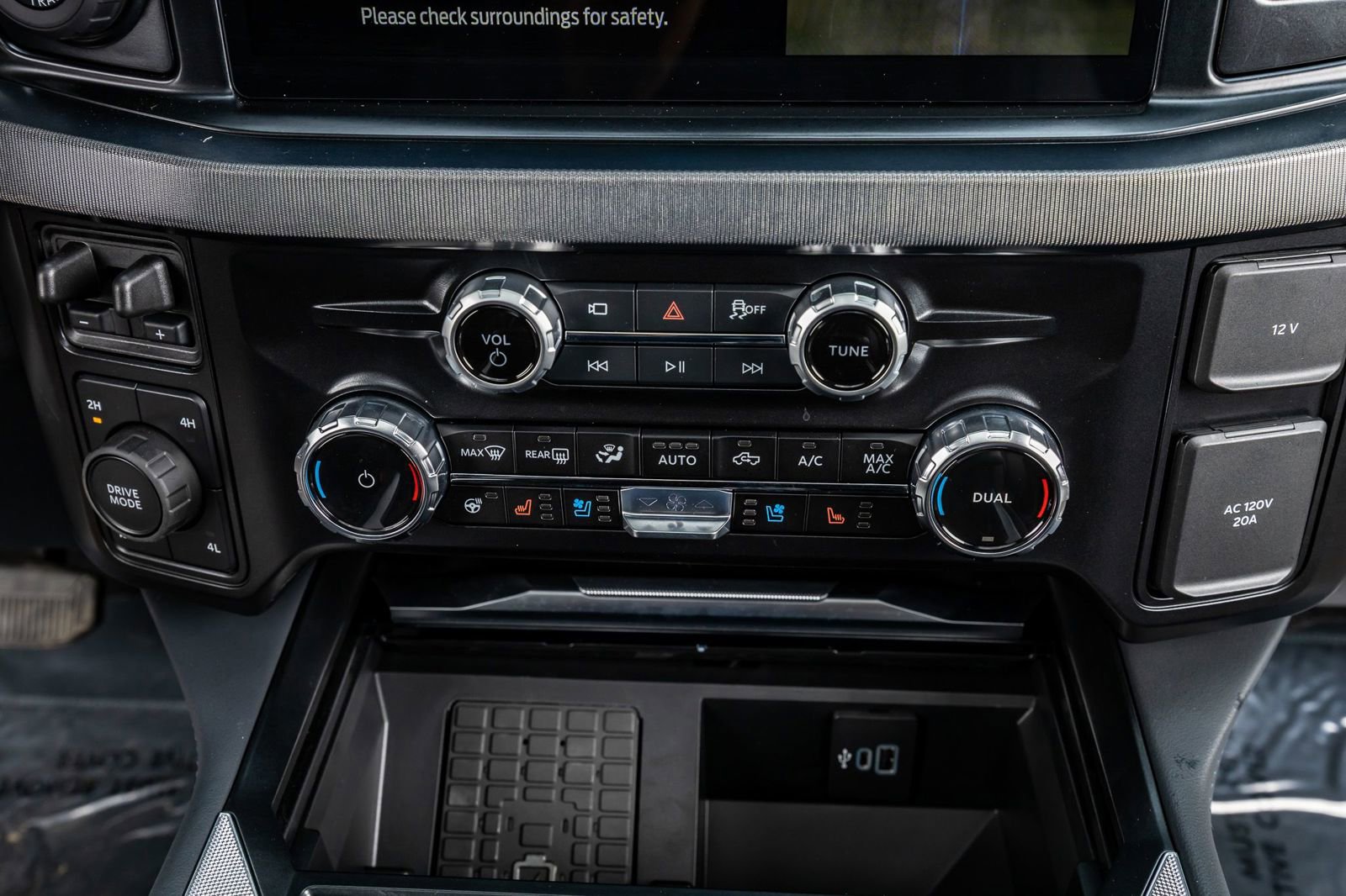 Used 2026 Ford F250 Platinum image 27