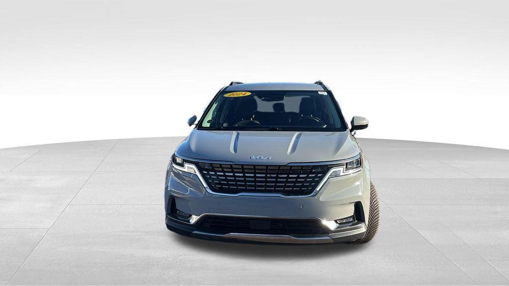 Used 2024 Kia Carnival SX image 2