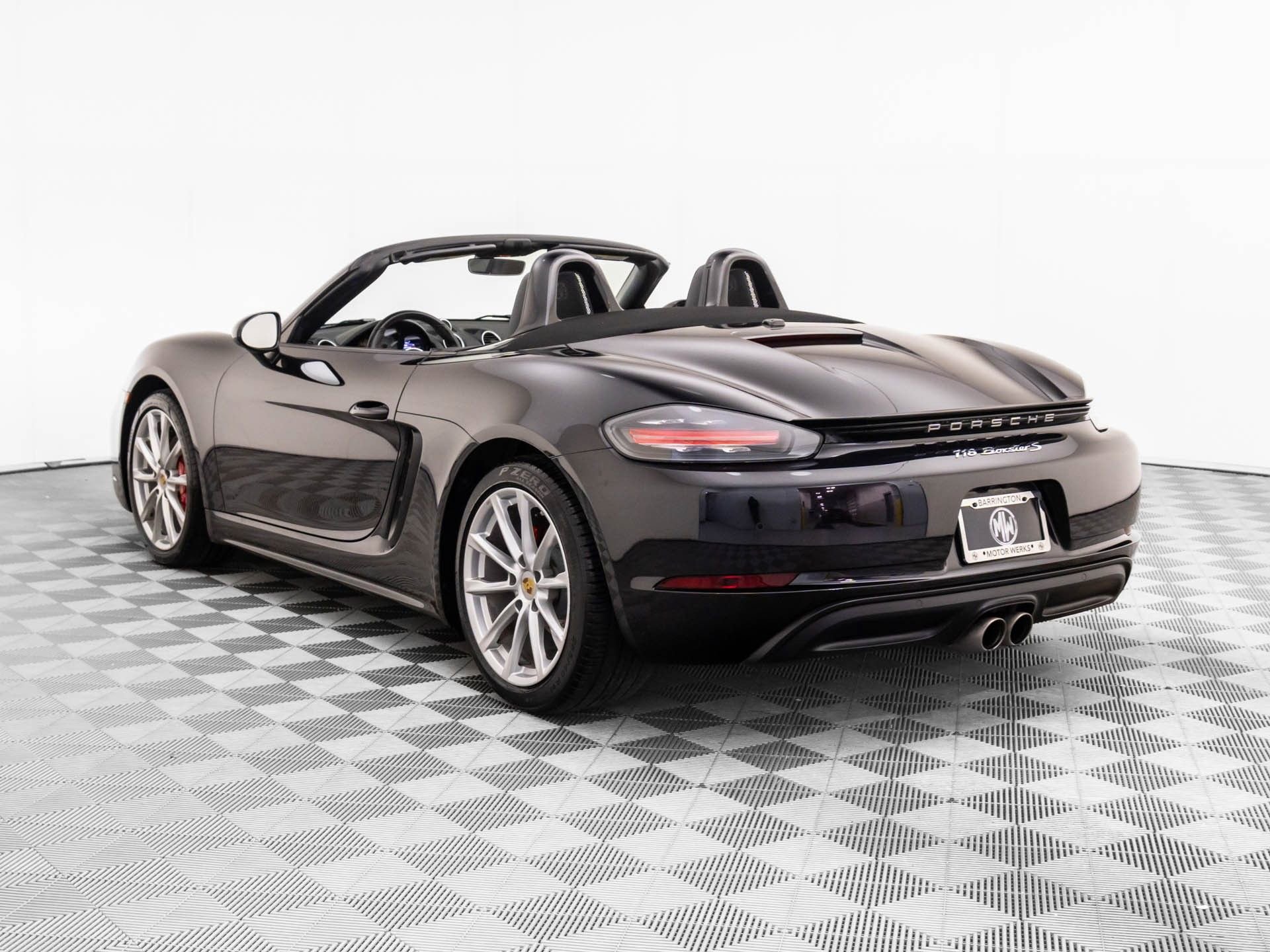 Used 2018 Porsche 718 Boxster S video 3