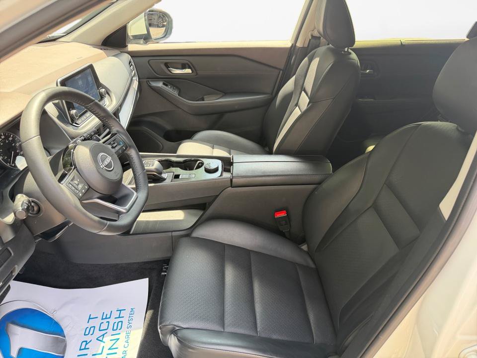 Used 2023 Nissan Rogue SV w/ SV Premium B Package AWD/4WD image 11
