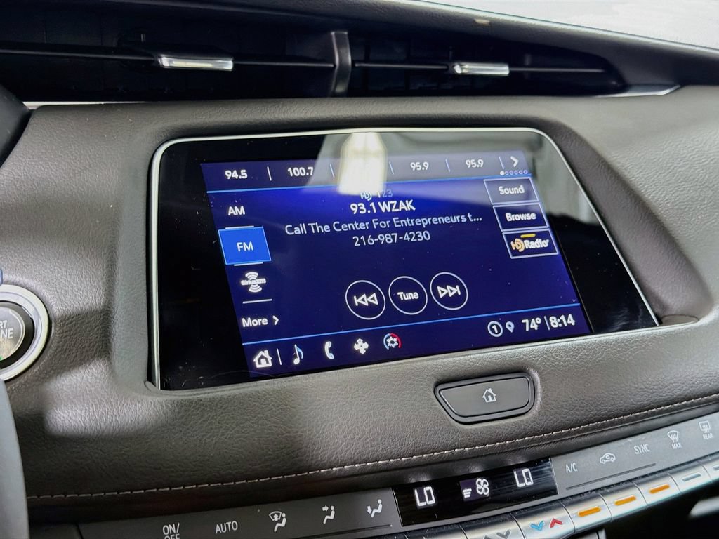 Used 2023 Cadillac XT4 Premium Luxury w/ Technology Package AWD/4WD image 15