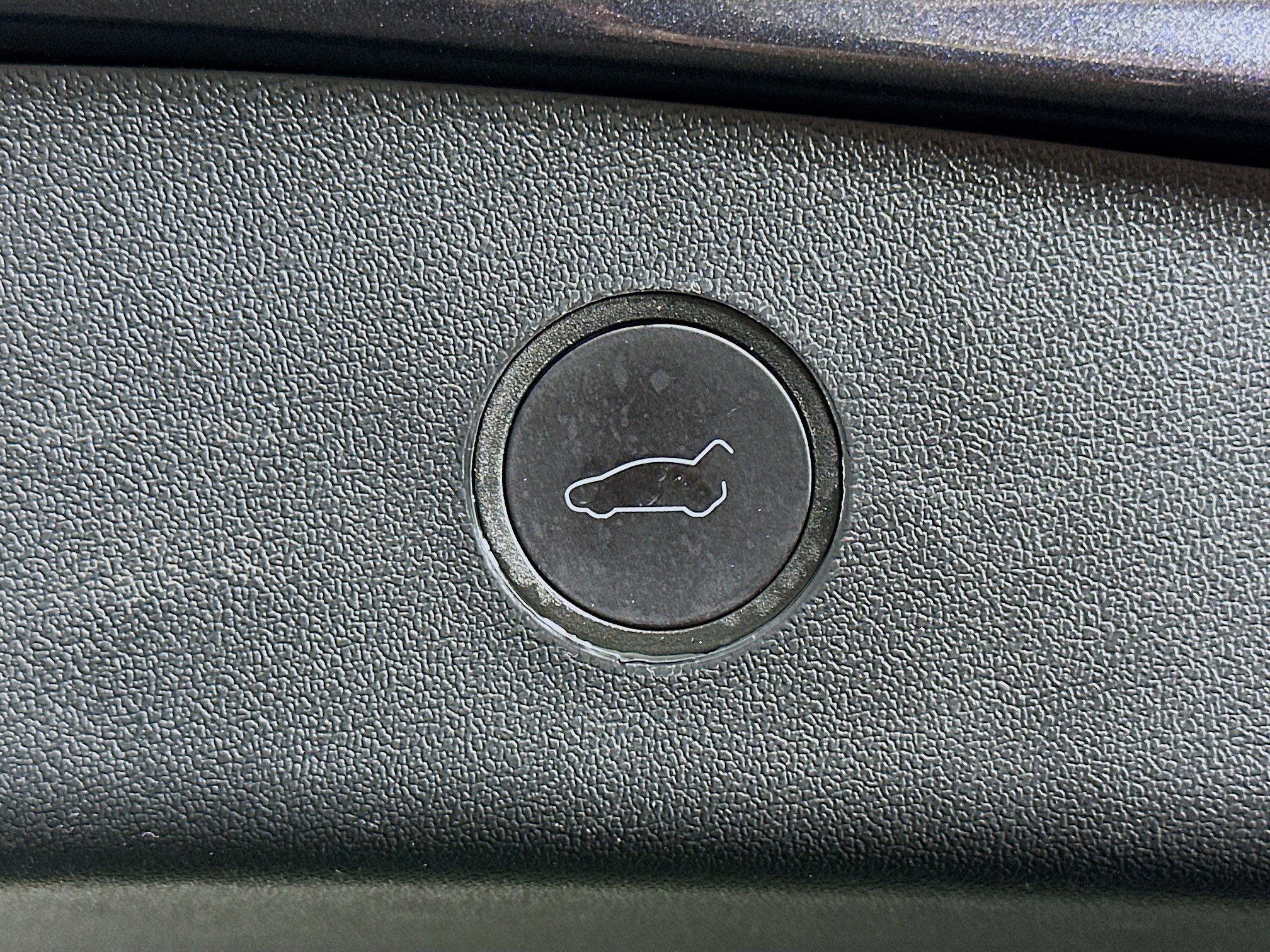 Used 2023 Tesla Model 3 Standard Range image 30