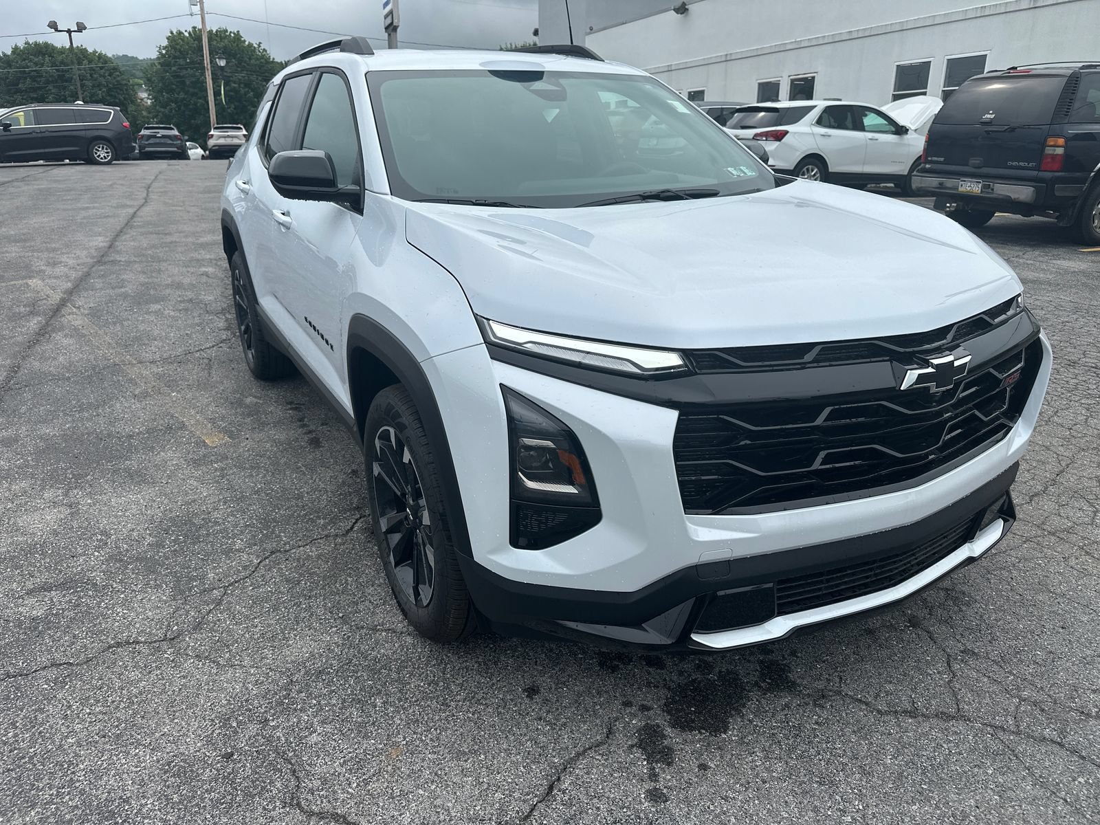 New 2026 Chevrolet Equinox RS w/ LPO, Floor Liner Package AWD/4WD image 7