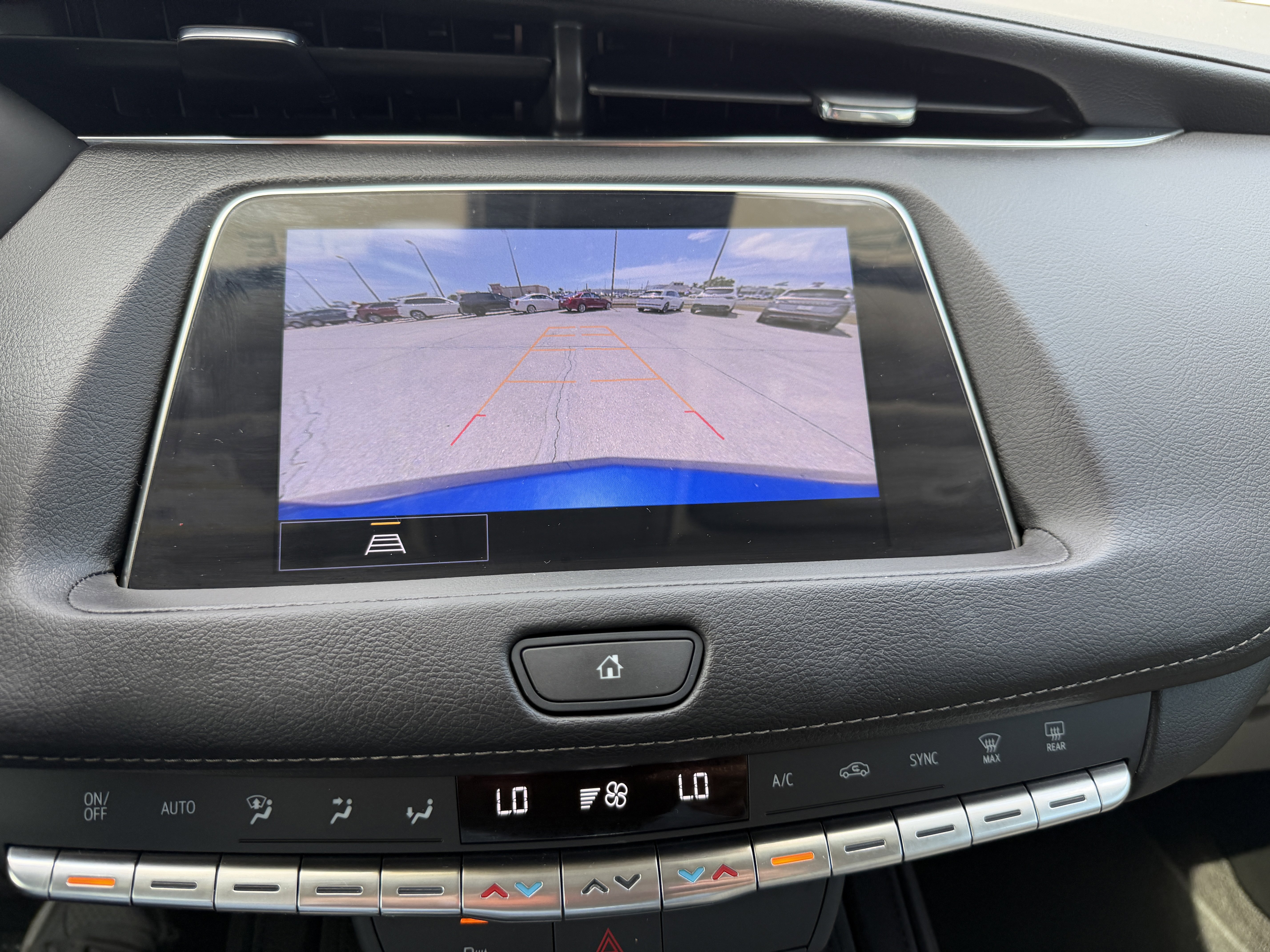 Certified 2023 Cadillac XT4 Luxury image 22