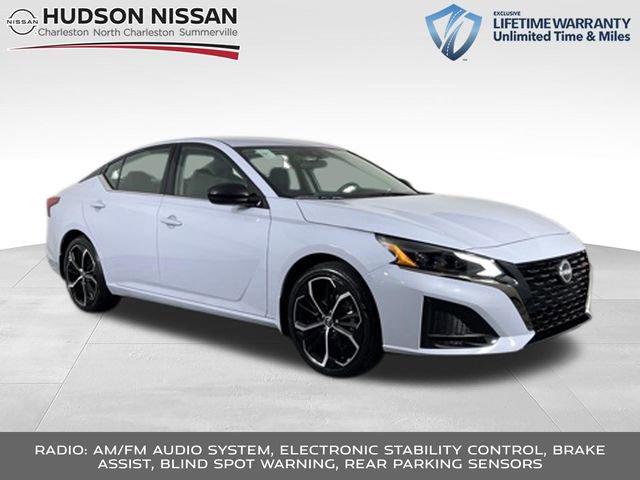 New 2025 Nissan Altima 2.5 SR