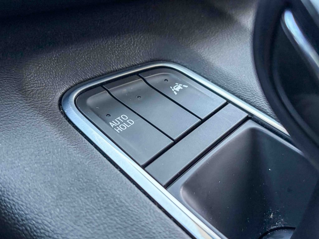 Certified 2022 Cadillac Escalade Sport AWD/4WD image 28