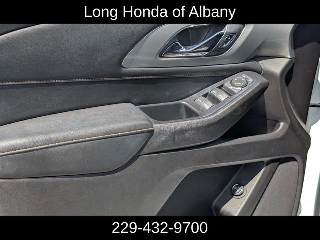 Used 2021 Chevrolet Traverse LT FWD image 14