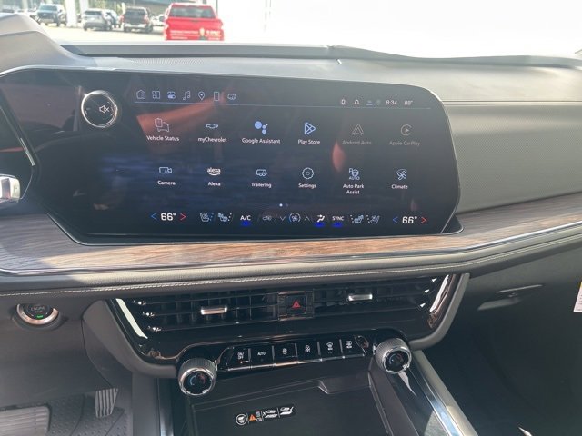 New 2025 Chevrolet Suburban Premier image 21