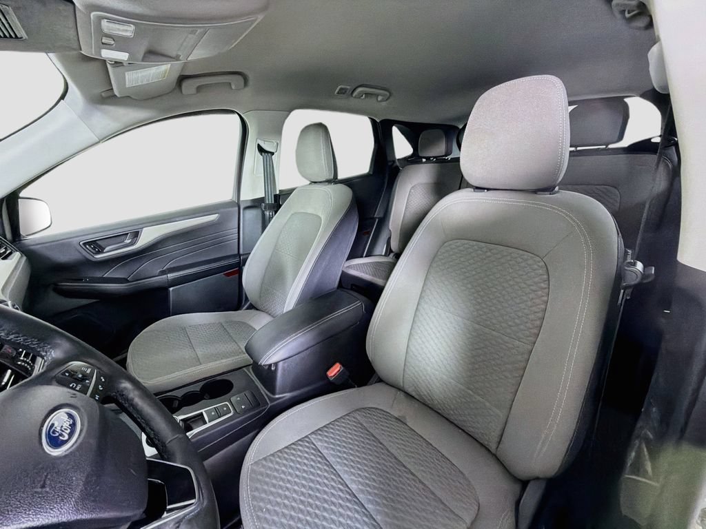 Used 2022 Ford Escape SE FWD image 14