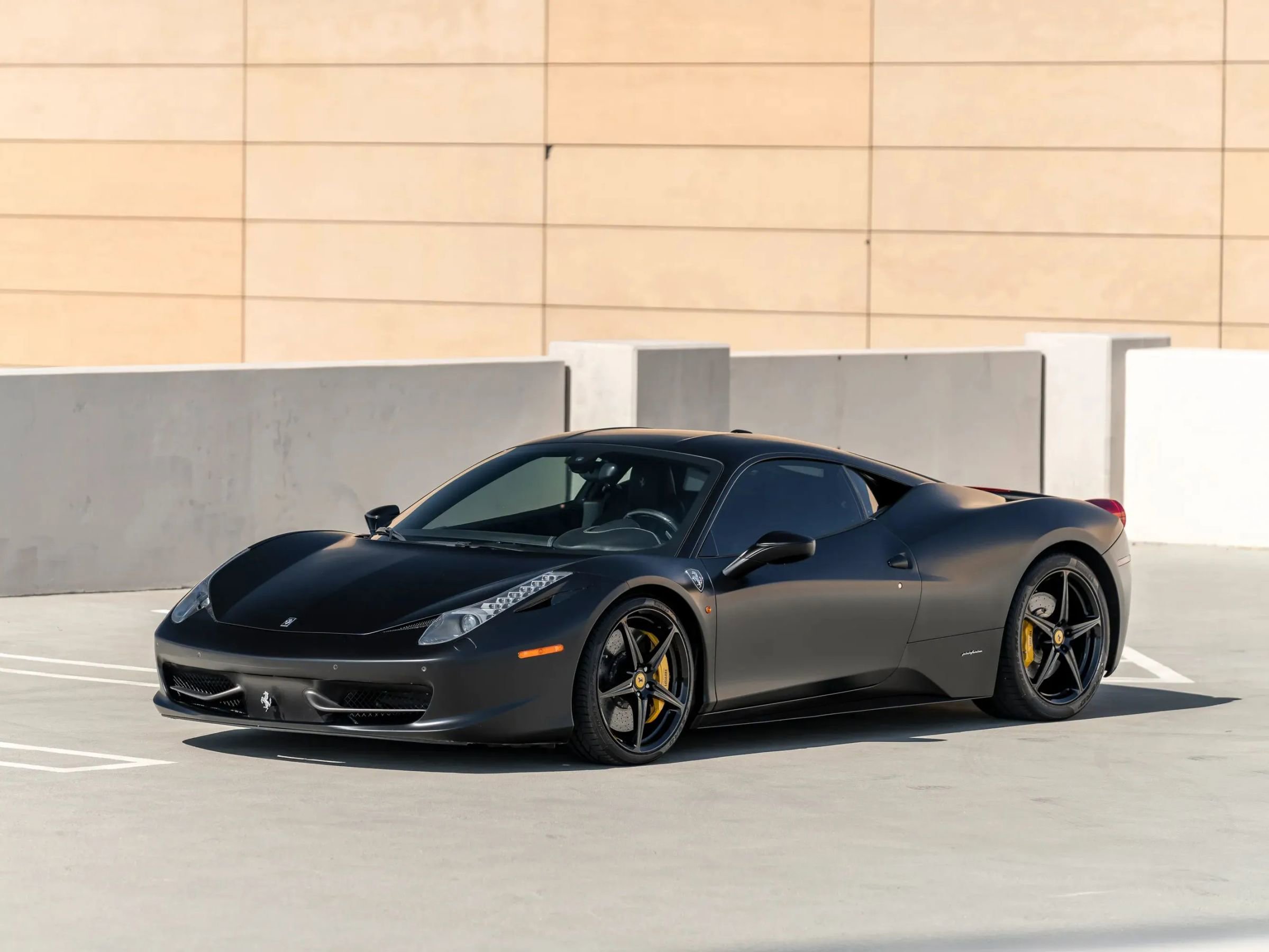 Used 2014 Ferrari 458 Italia Coupe 2D image 4