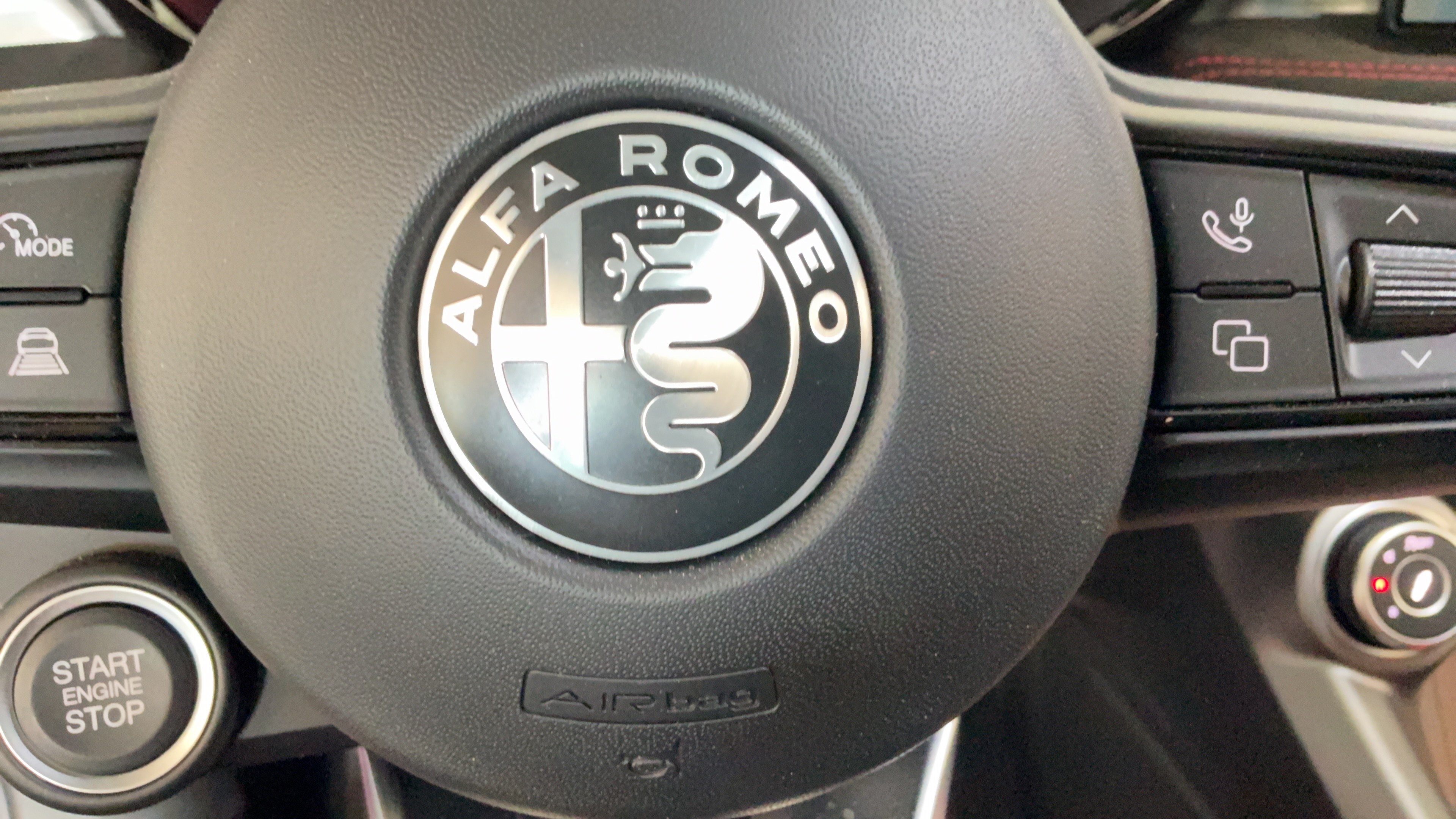 Used 2024 Alfa Romeo Tonale Veloce w/ Active Assist Package AWD/4WD image 15