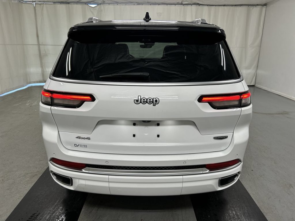 Used 2023 Jeep Grand Cherokee L Summit w/ Luxury Tech Group V AWD/4WD image 23