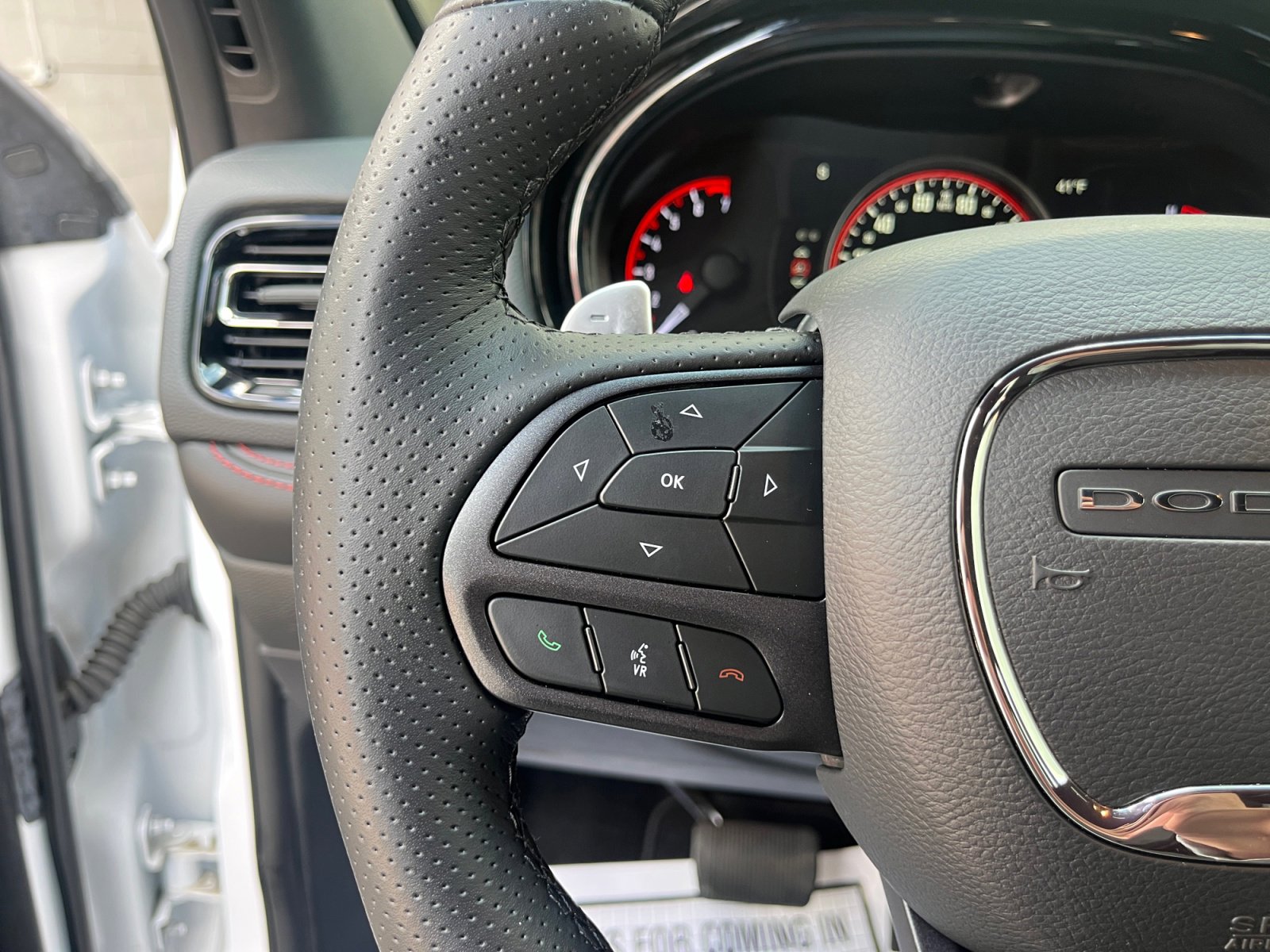 Used 2025 Dodge Durango GT w/ Blacktop Package image 17