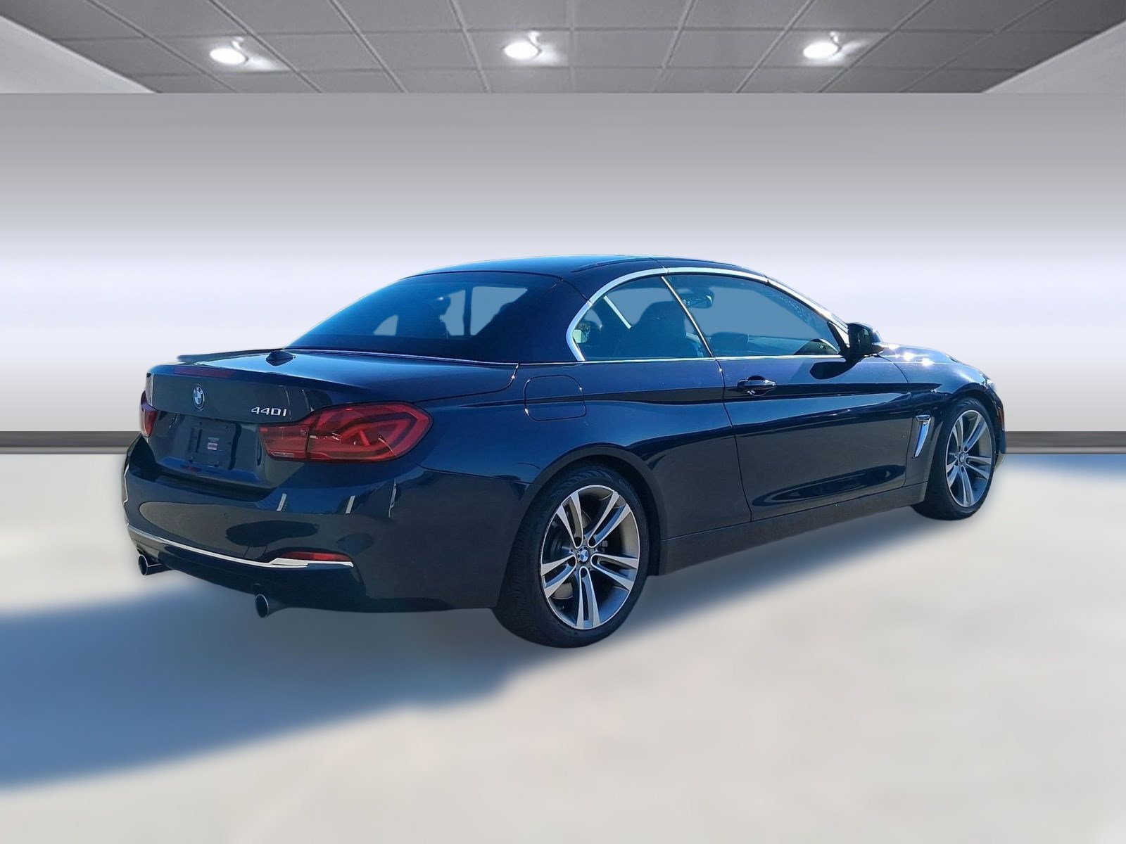 Used 2018 BMW 440i Convertible image 9