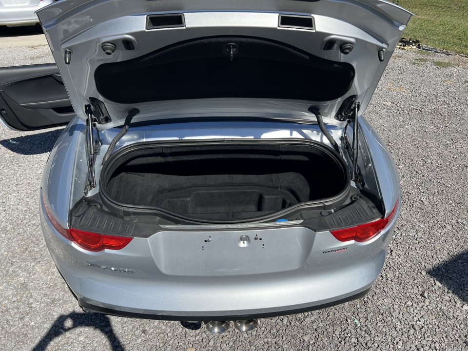 Used 2017 Jaguar F-TYPE Convertible RWD image 17