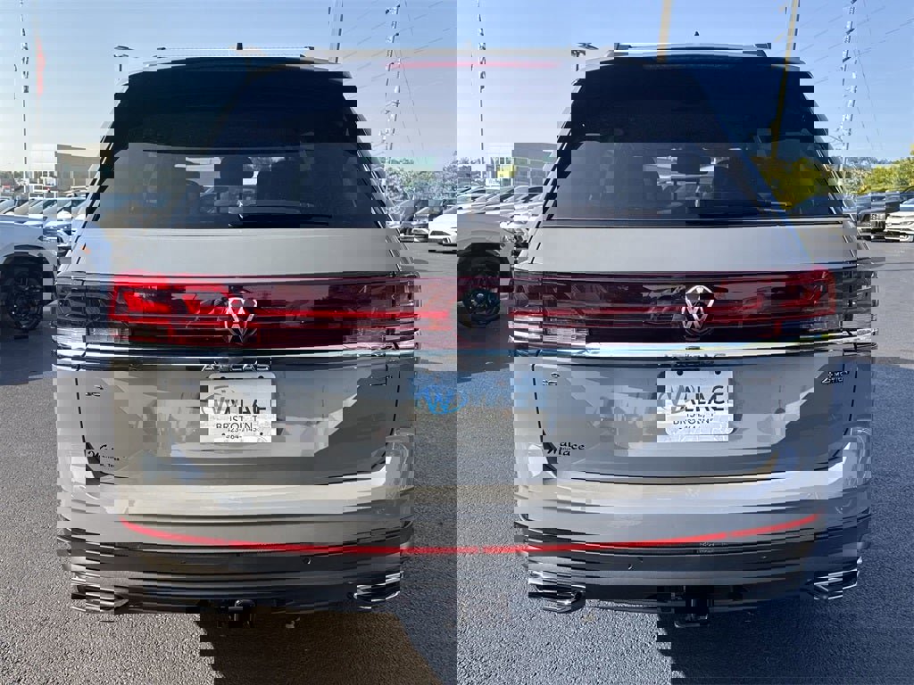 New 2026 Volkswagen Atlas SE image 5