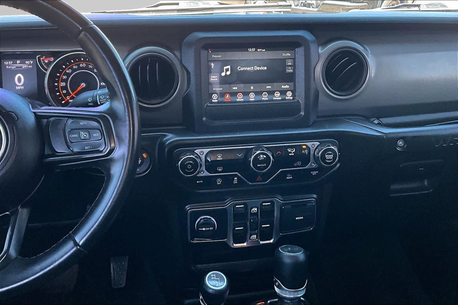Used 2022 Jeep Wrangler Unlimited Sport AWD/4WD image 7