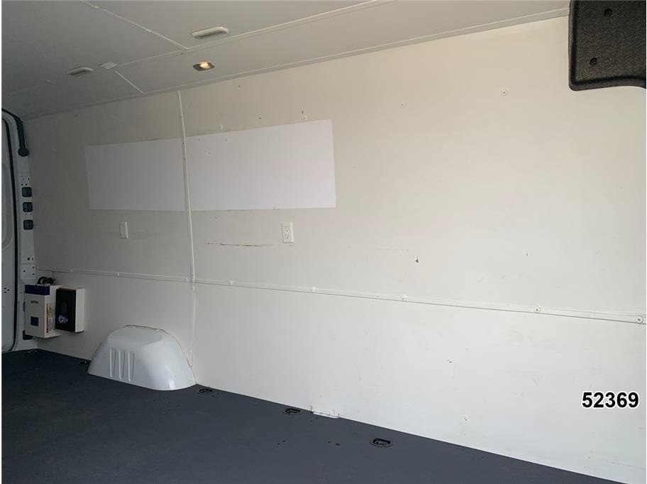 Used 2023 Mercedes-Benz Sprinter 2500 image 12