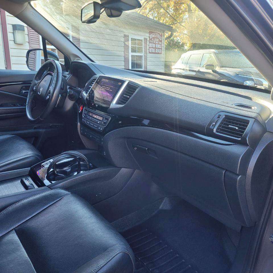Used 2017 Honda Pilot Elite image 32