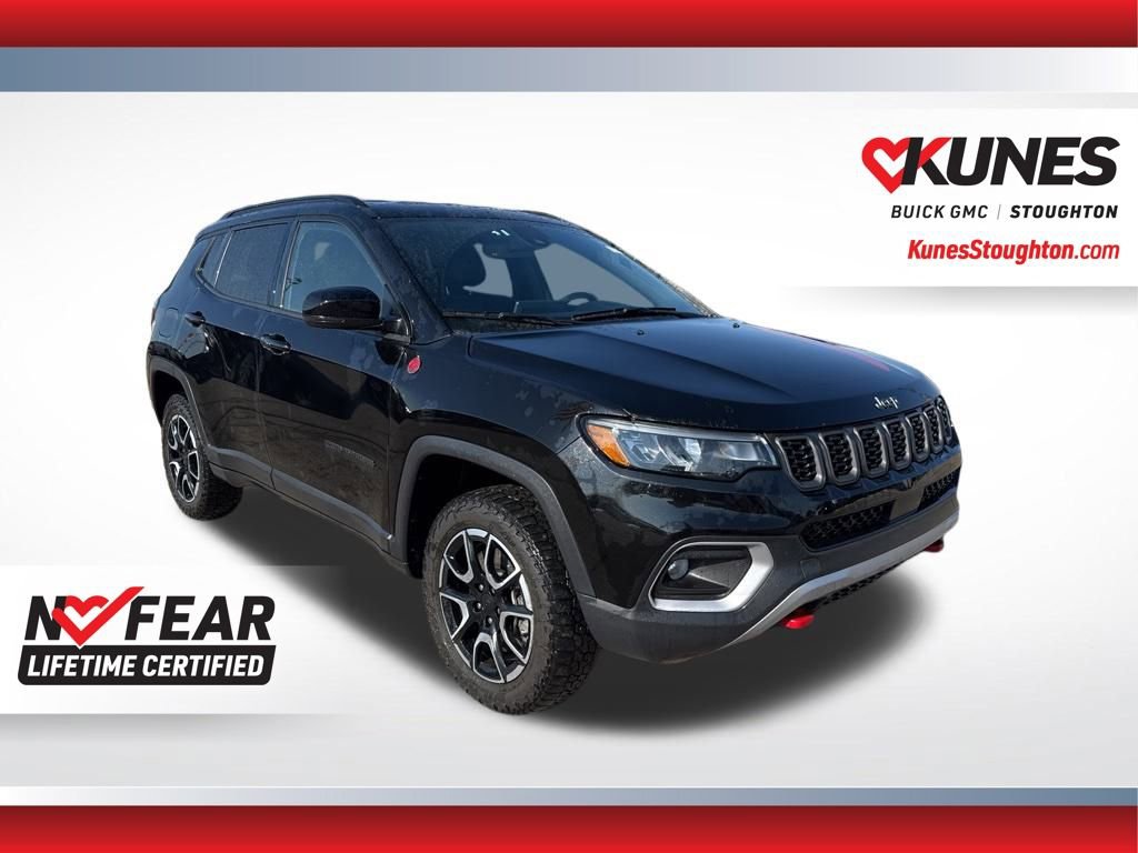Used 2024 Jeep Compass Trailhawk