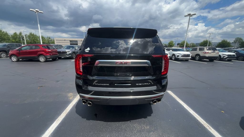 Used 2023 GMC Yukon XL Denali w/ LPO, Floor Liner Package AWD/4WD image 6