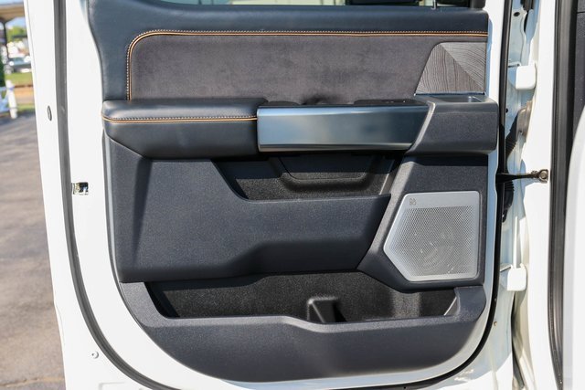 Used 2024 Ford F250 Platinum w/ FX4 Off-Road Package image 17