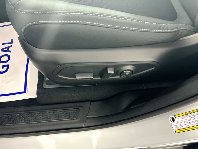 New 2025 Jeep Grand Cherokee Laredo w/ Luxury Tech Group I image 12