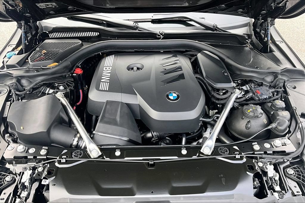 New 2026 BMW 530i w/ M Sport Package RWD image 9