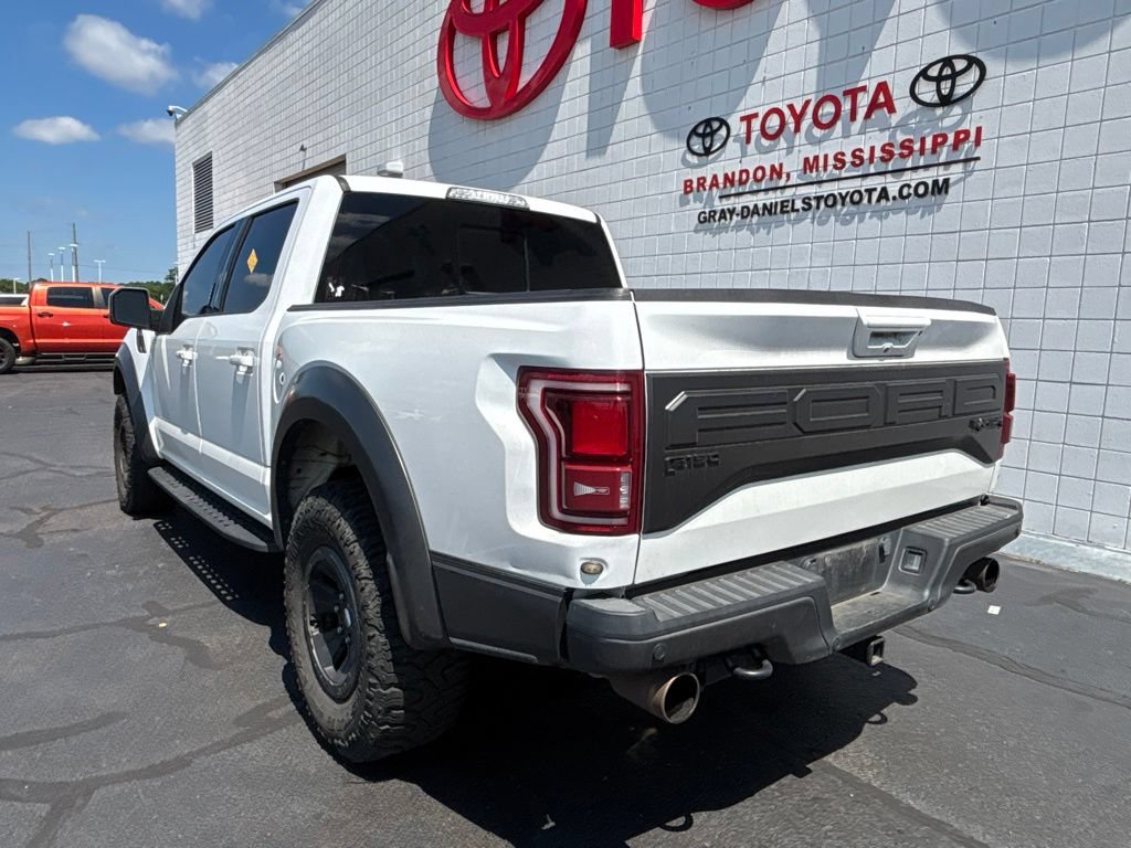 Used 2017 Ford F150 Raptor w/ Equipment Group 802A Luxury AWD/4WD image 5