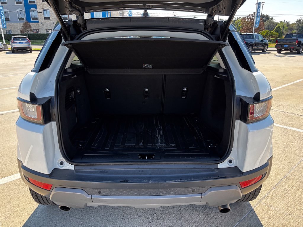 Used 2019 Land Rover Range Rover Evoque SE AWD/4WD image 14