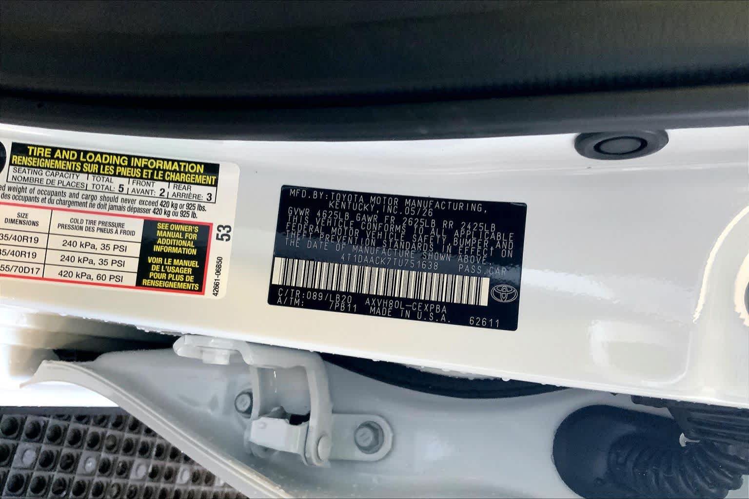 New 2026 Toyota Camry Hybrid FWD image 21