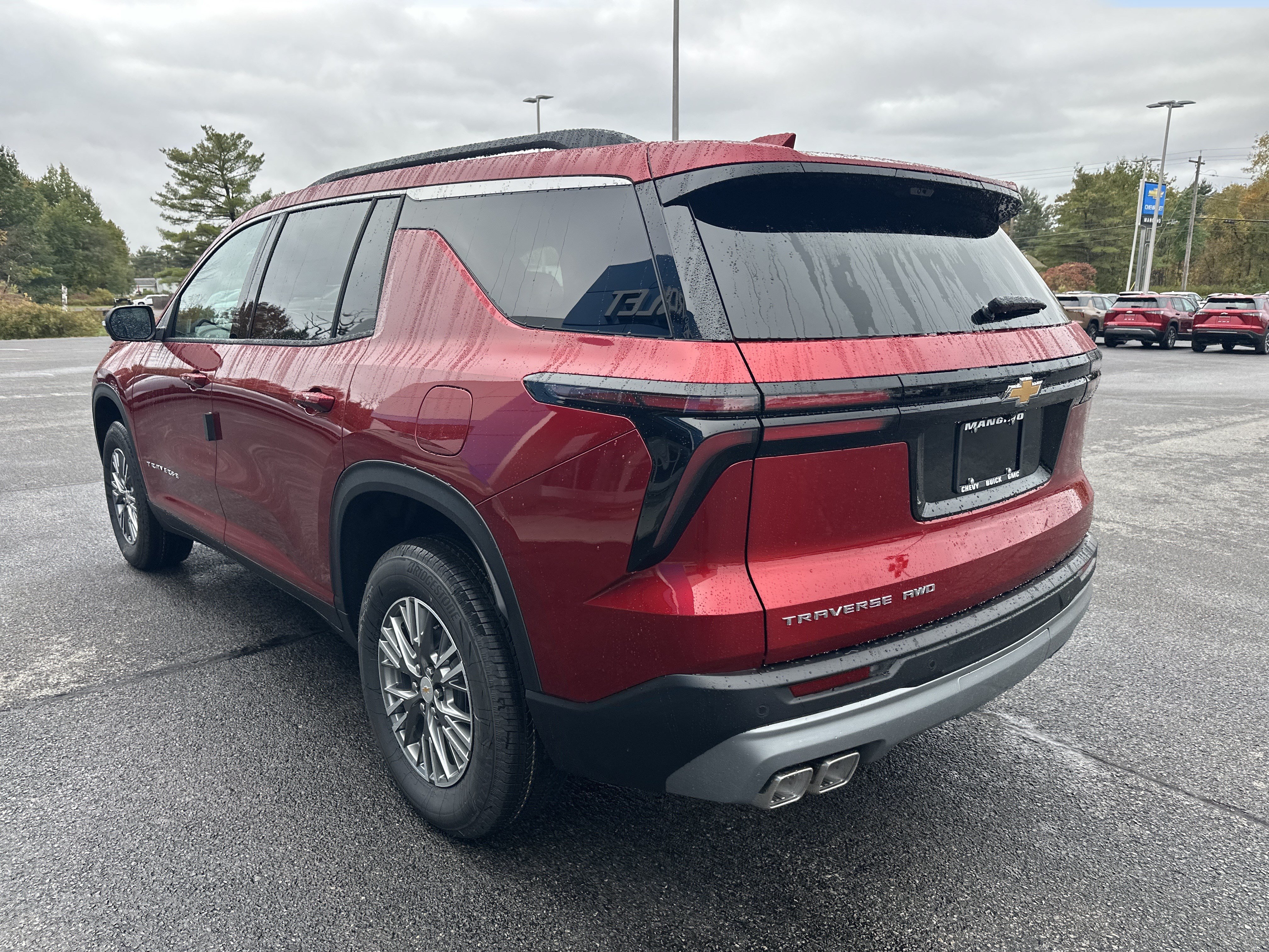 New 2027 Chevrolet Traverse LT w/ Driver Confidence Package AWD/4WD image 4