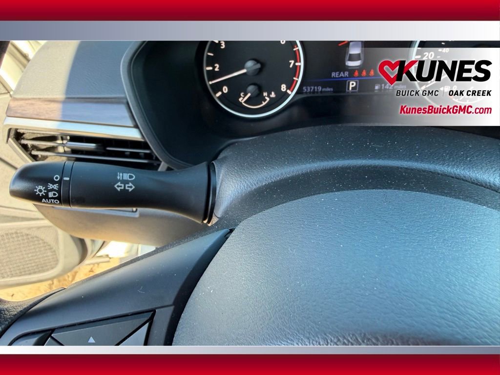 Used 2024 Nissan Altima 2.5 SV image 13