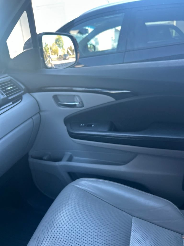 Used 2018 Honda Pilot Elite image 7