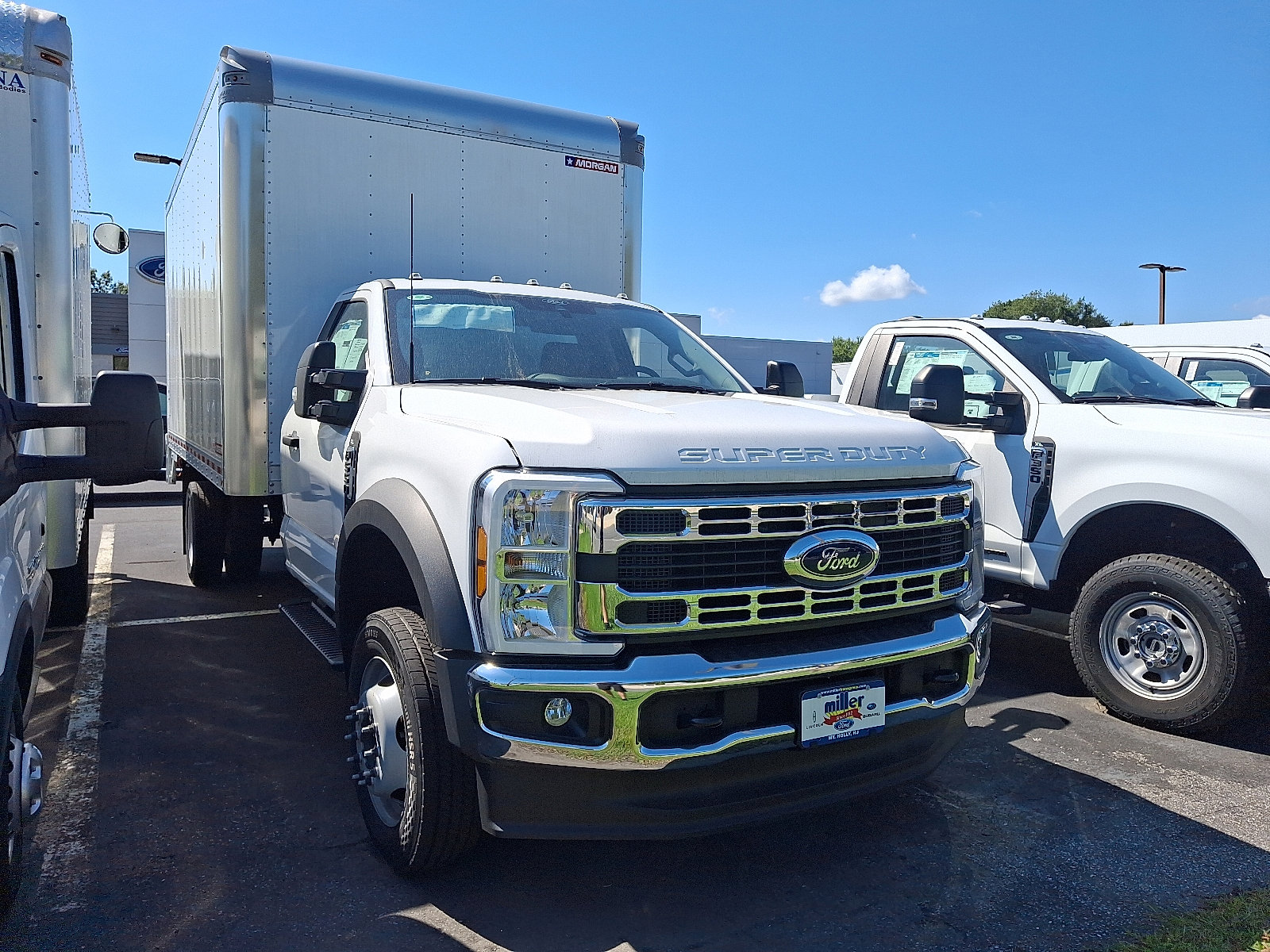 Used 2024 Ford F550 2WD Regular Cab Super Duty image 1