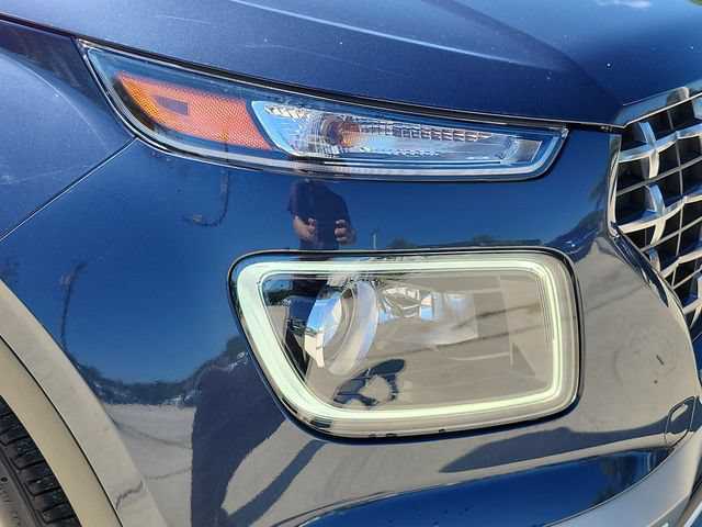 Used 2023 Hyundai Venue Limited FWD image 33