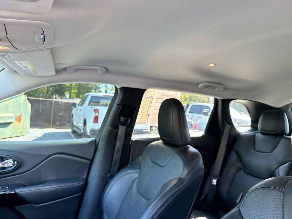 Used 2023 Jeep Cherokee Altitude Lux image 20