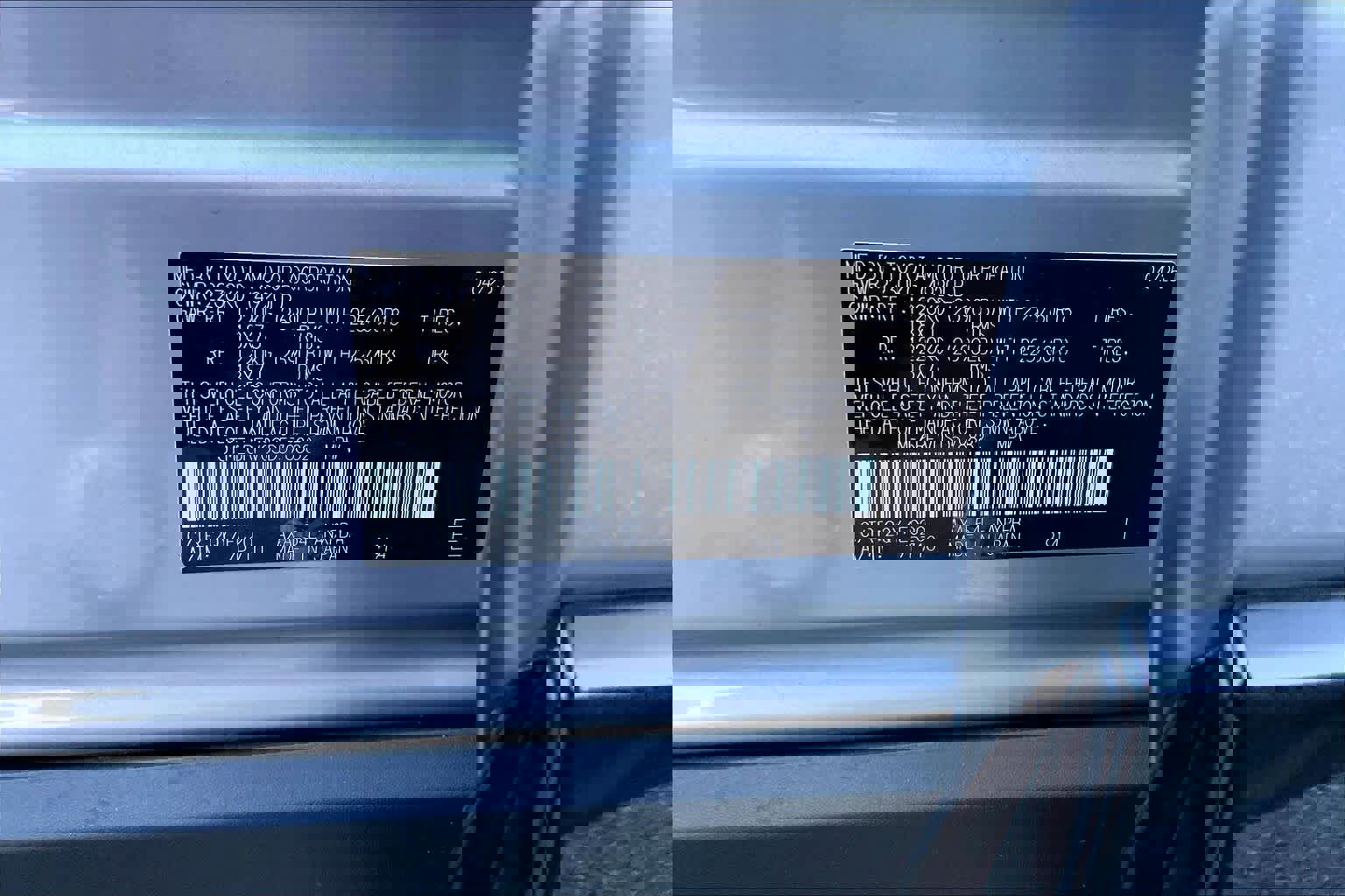 Used 2025 Toyota RAV4 XSE w/ Weather Package image 32