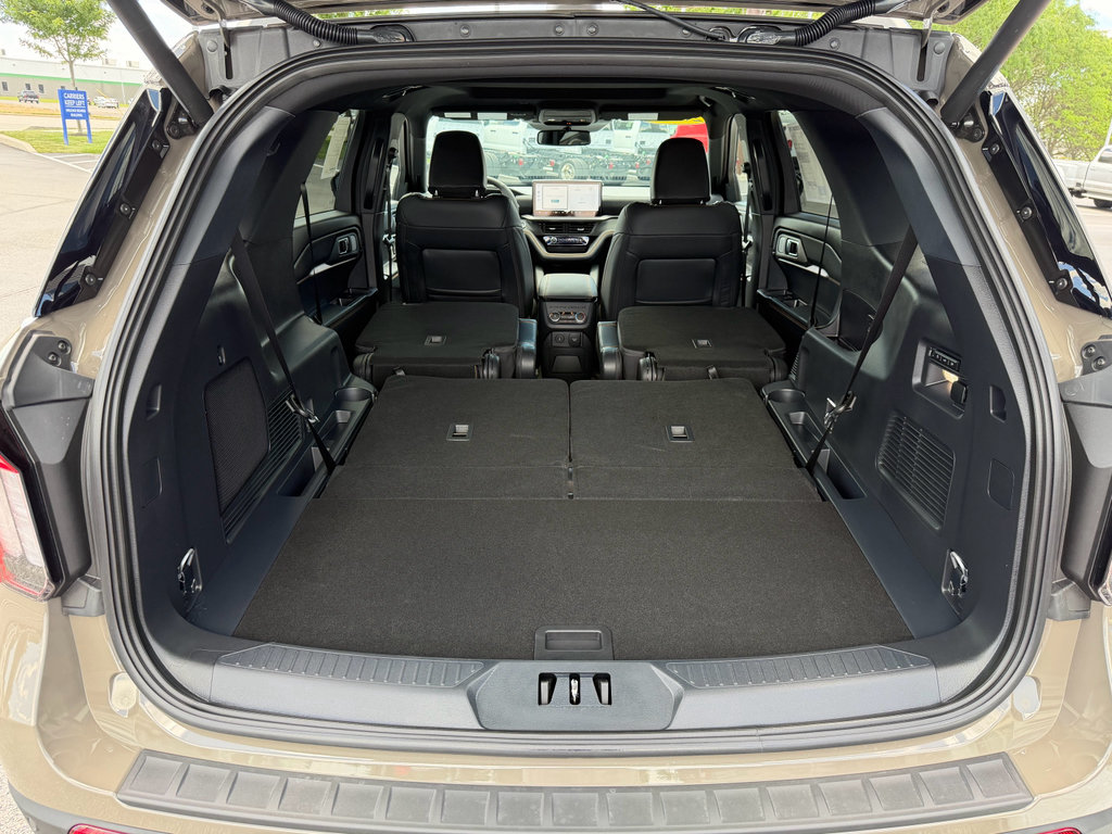 New 2026 Ford Explorer Tremor w/ Tremor Ultimate Package AWD/4WD image 24