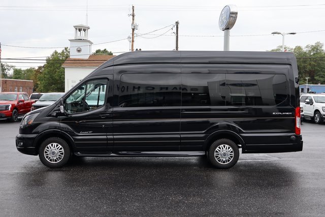 Used 2024 Ford Transit 250 148 High Roof Extended AWD image 21