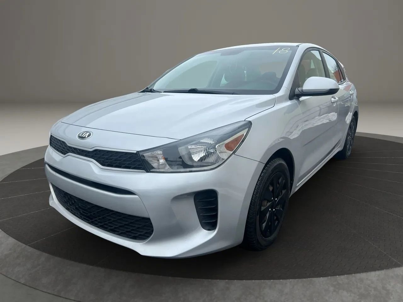 Used 2020 Kia Rio S image 1