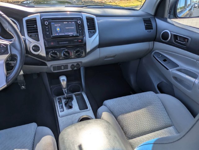Used 2015 Toyota Tacoma 4x4 Double Cab w/ TRD Sport Package image 18