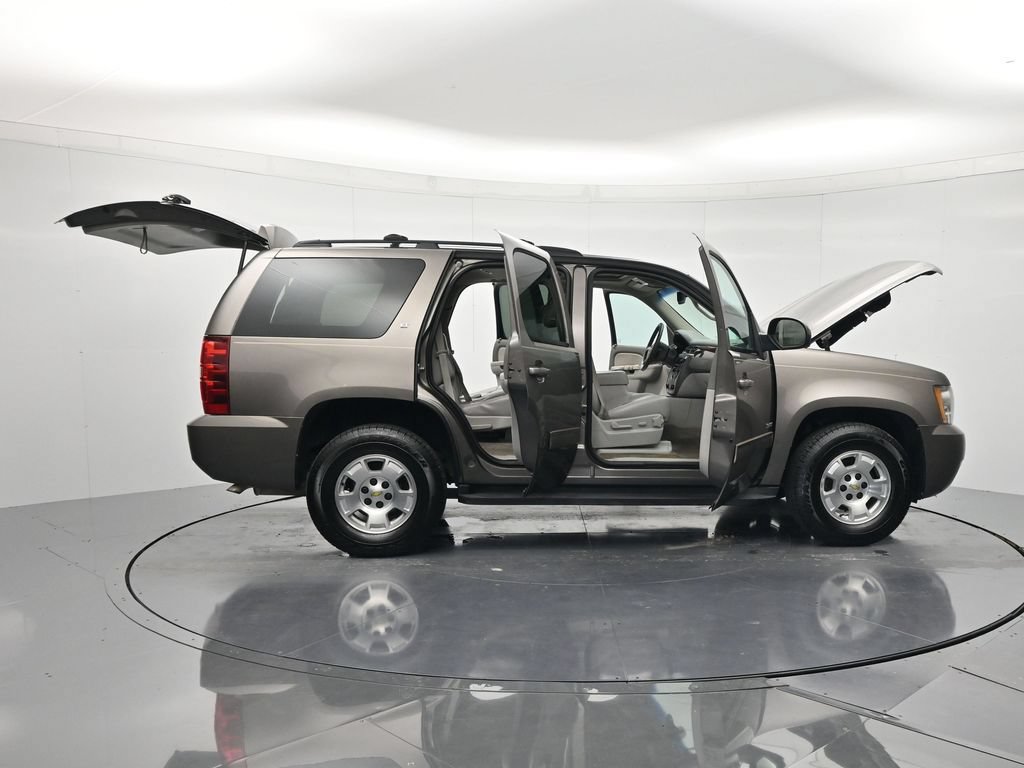 Used 2013 Chevrolet Tahoe LT RWD image 49